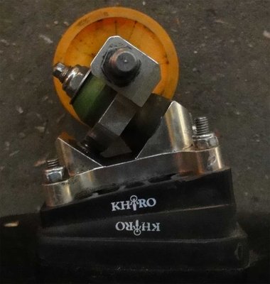 Передний Radikal Claw