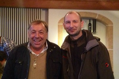 Хозяин ( производитель) того самого ликерного вина и один из любителей этого вина ;)