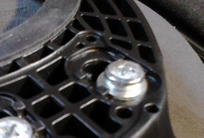 Плюс точить шайбу определенной формы, если не хотите что-либо менять в базе (на фото промежуточный вариант)