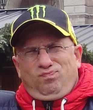 Всегда всем доволен