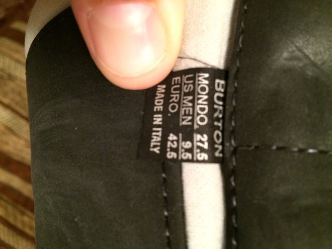 Так написано на запекаемом родном внутреннике. Я так понял, что запекашки были только в крайнем выпуске бот. И они довольно хлипкие.