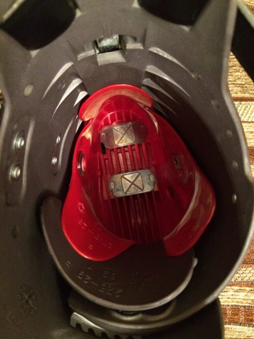 Под пластиковой стелькой, мощные закладные